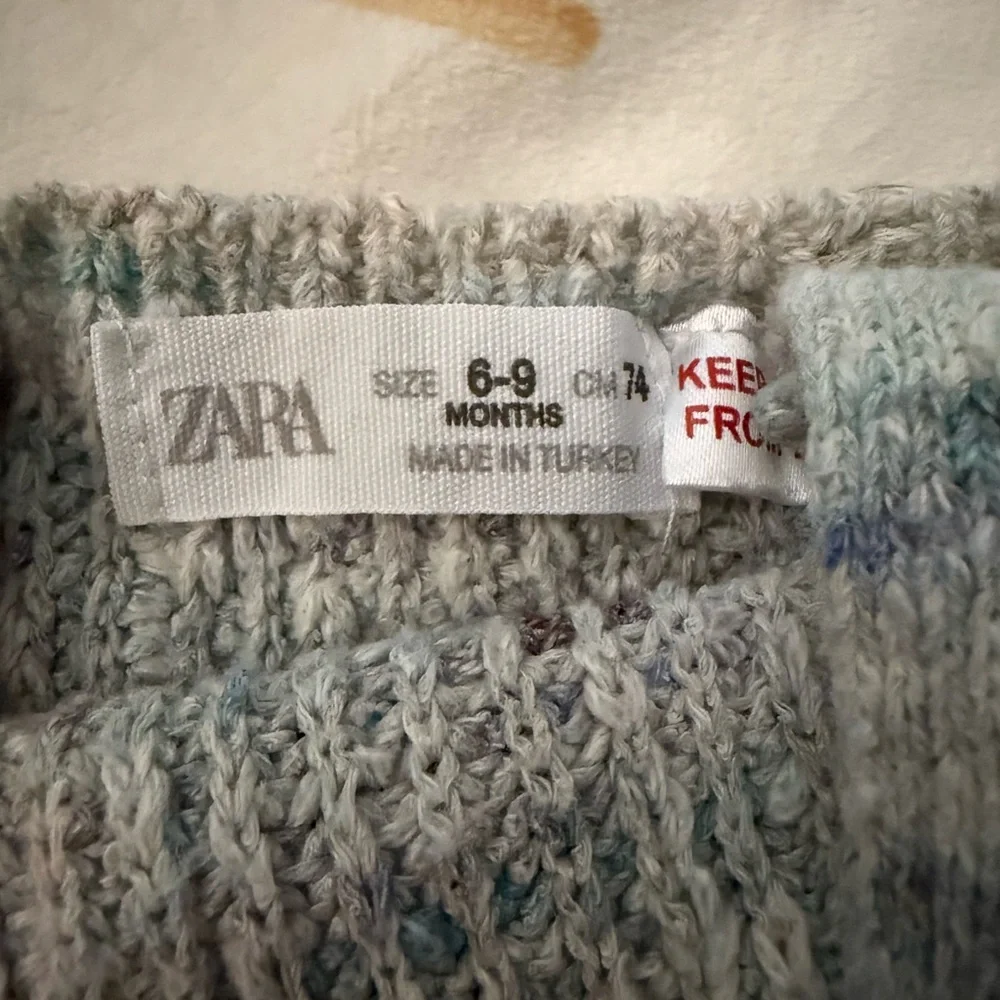 Zara Speckled Light Gray Knit Baby Romper